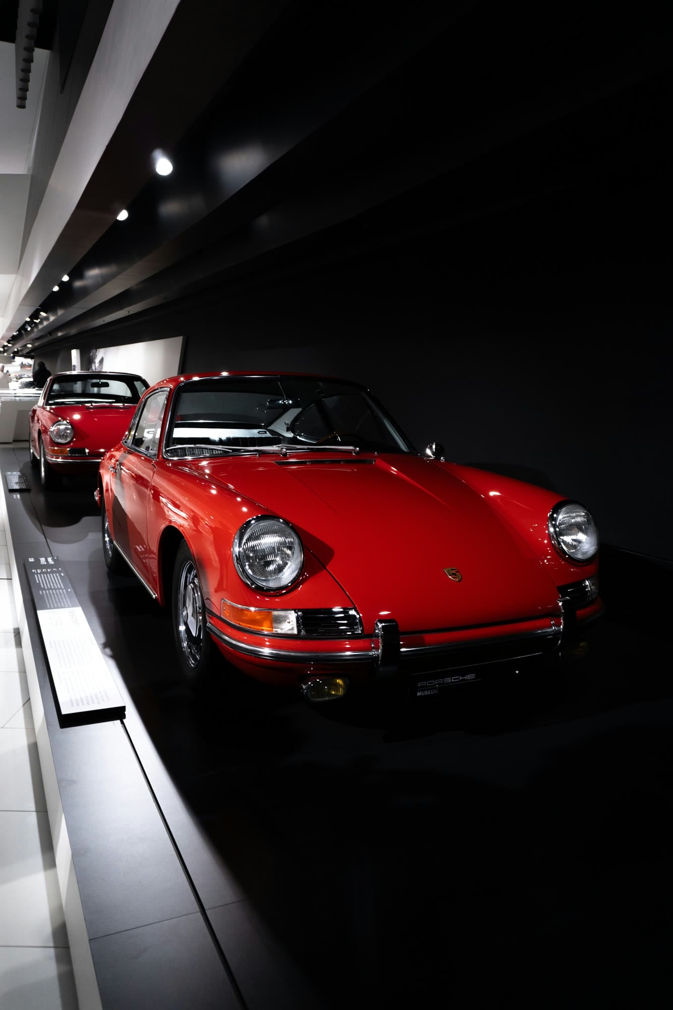Roter Porsche Typ 695 (T7) im Porsche-Museum